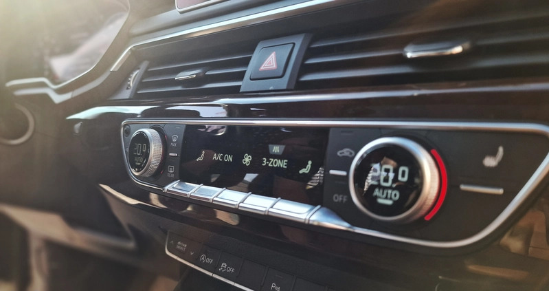 Audi A5 cena 123900 przebieg: 70500, rok produkcji 2017 z Gdańsk małe 121